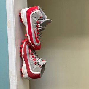 Nike 4y hurache baseball shoes like new but used no box